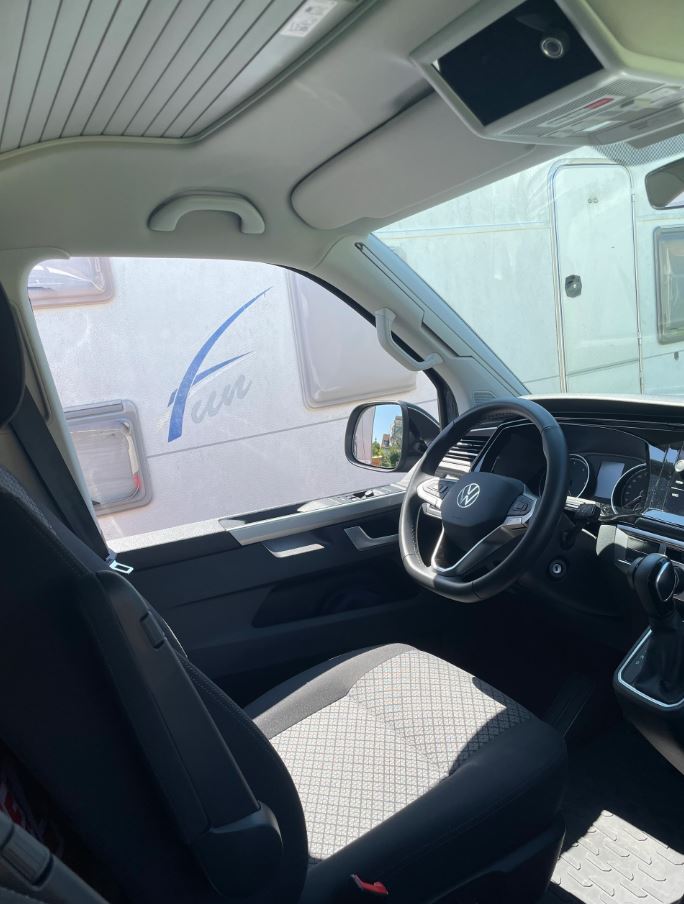 VW T6.1 California Beach 2.0 TDI 4Motion DSG – Top Condition, Ready for Adventure — photo 5