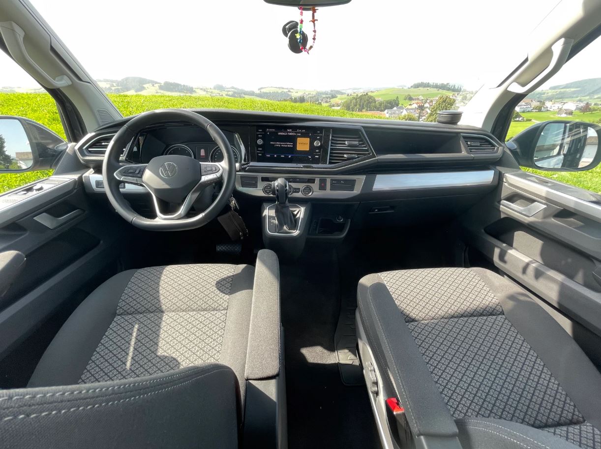 VW T6.1 California Beach 2.0 TDI 4Motion DSG – Top Condition, Ready for Adventure — photo 7