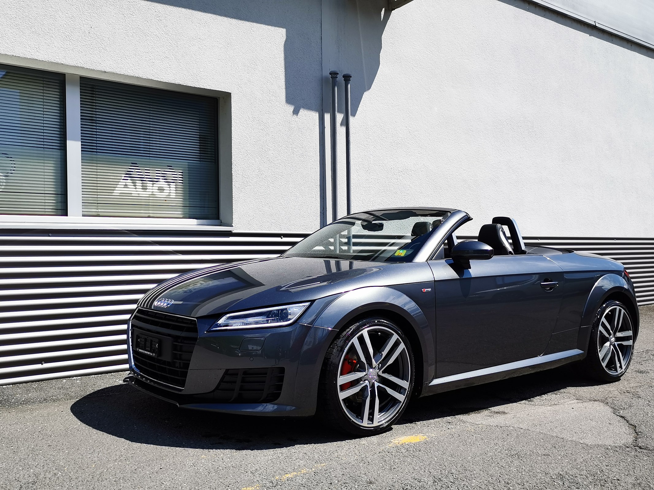 AUDI TT Roadster 2.0 TFSI for sale Switzerland