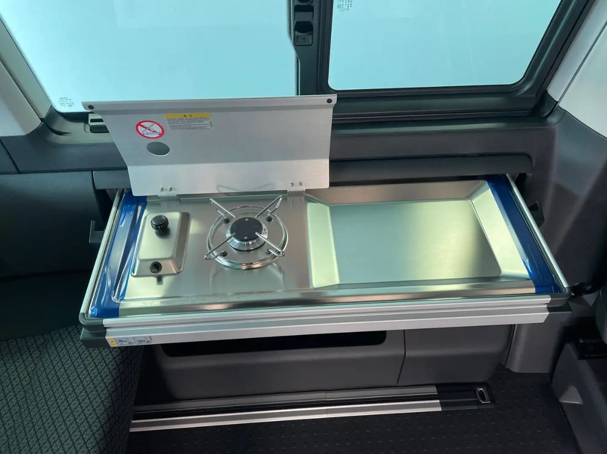 T6.1 California 6.1 Beach Camper 4Motion 2.0 TDI DSG 4M Camper,... — photo 12