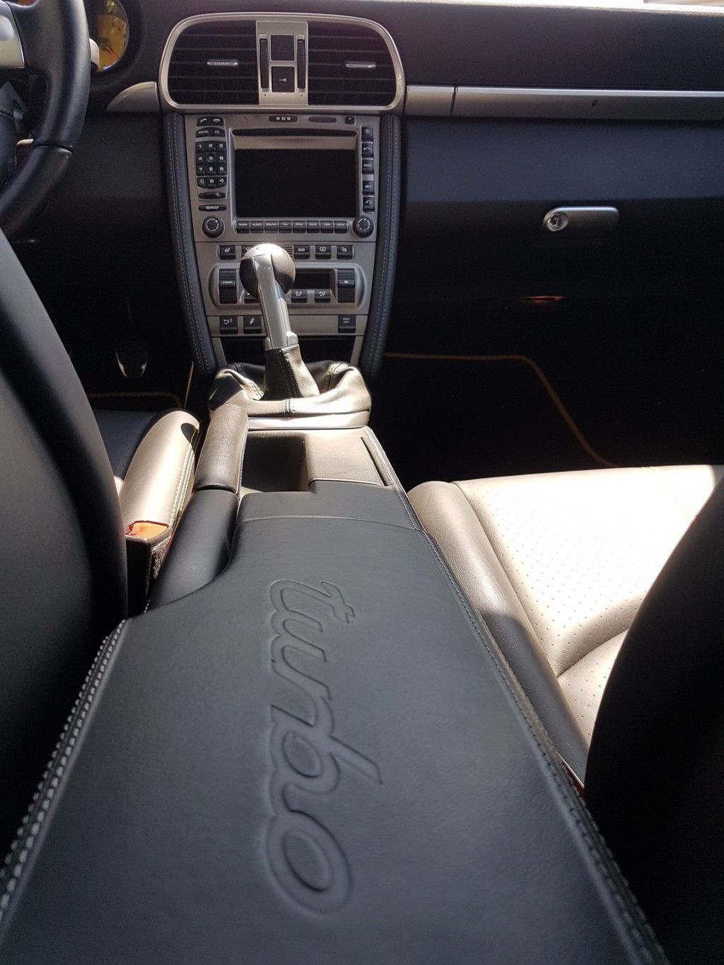 Porsche 911 Turbo – Luxe & Sensations — photo 8