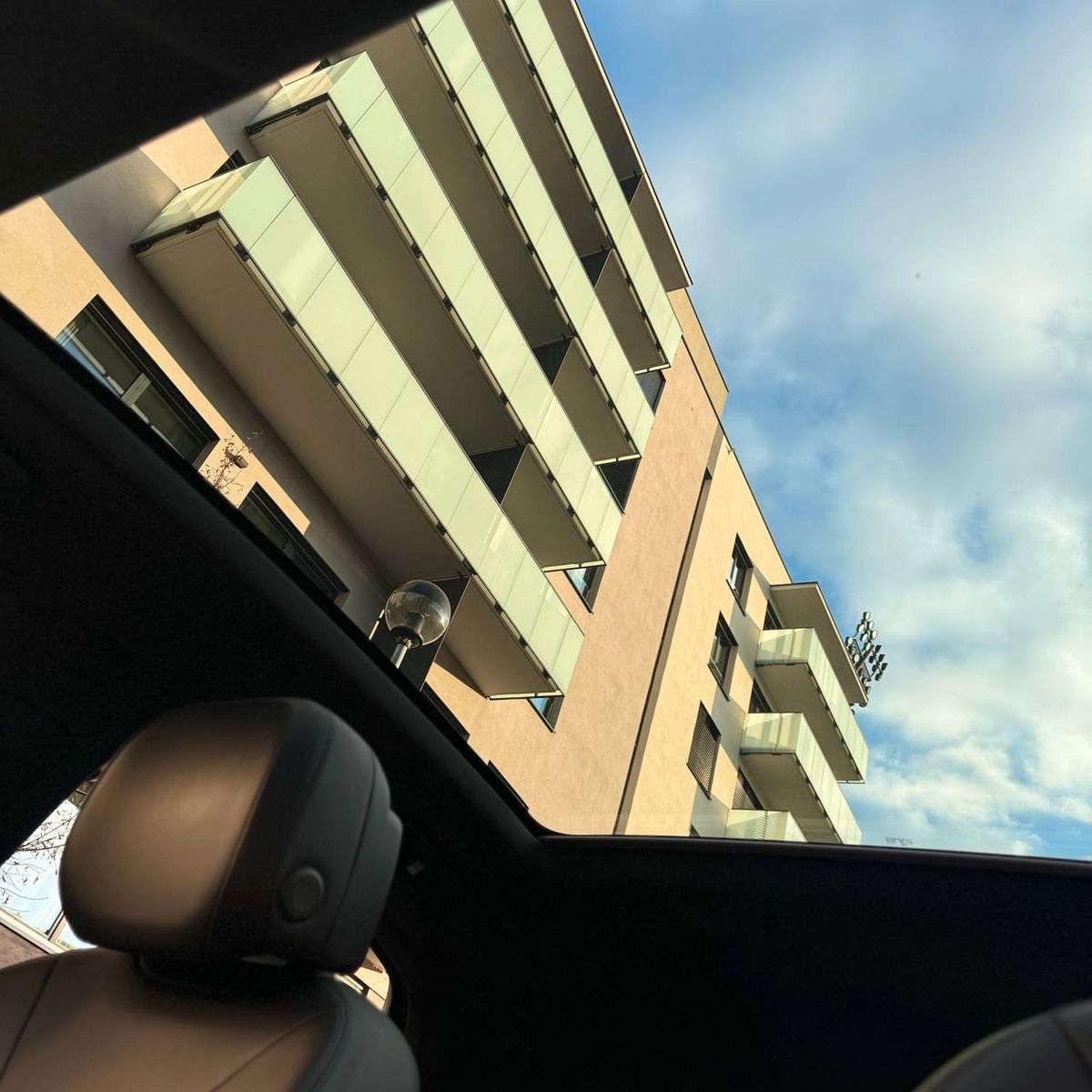 PORSCHE Cayenne E-Hybrid — photo 9