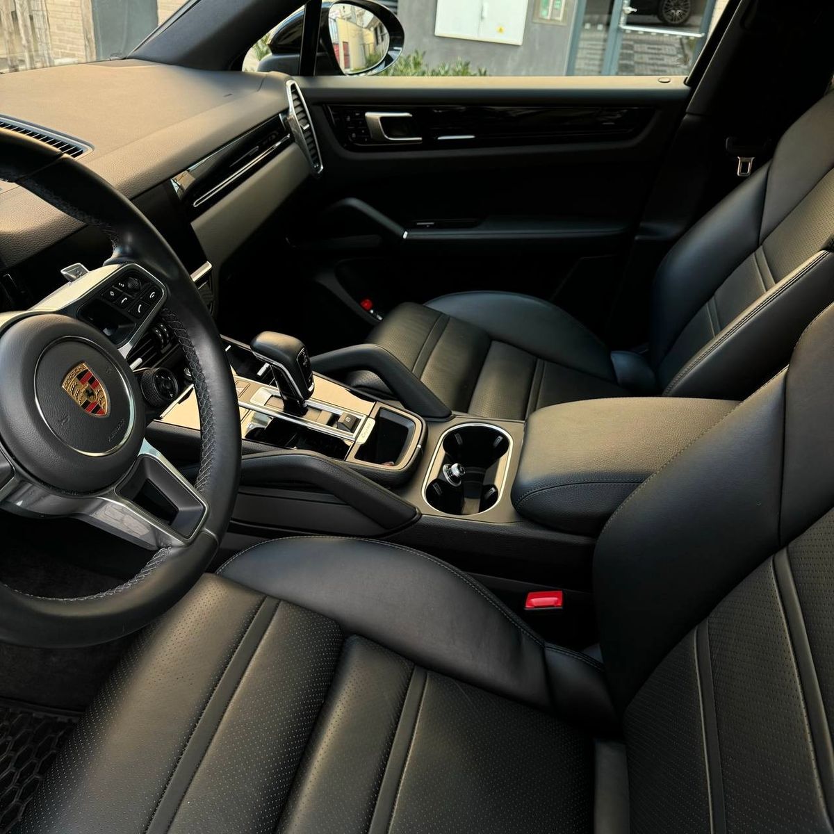 PORSCHE Cayenne E-Hybrid — photo 10