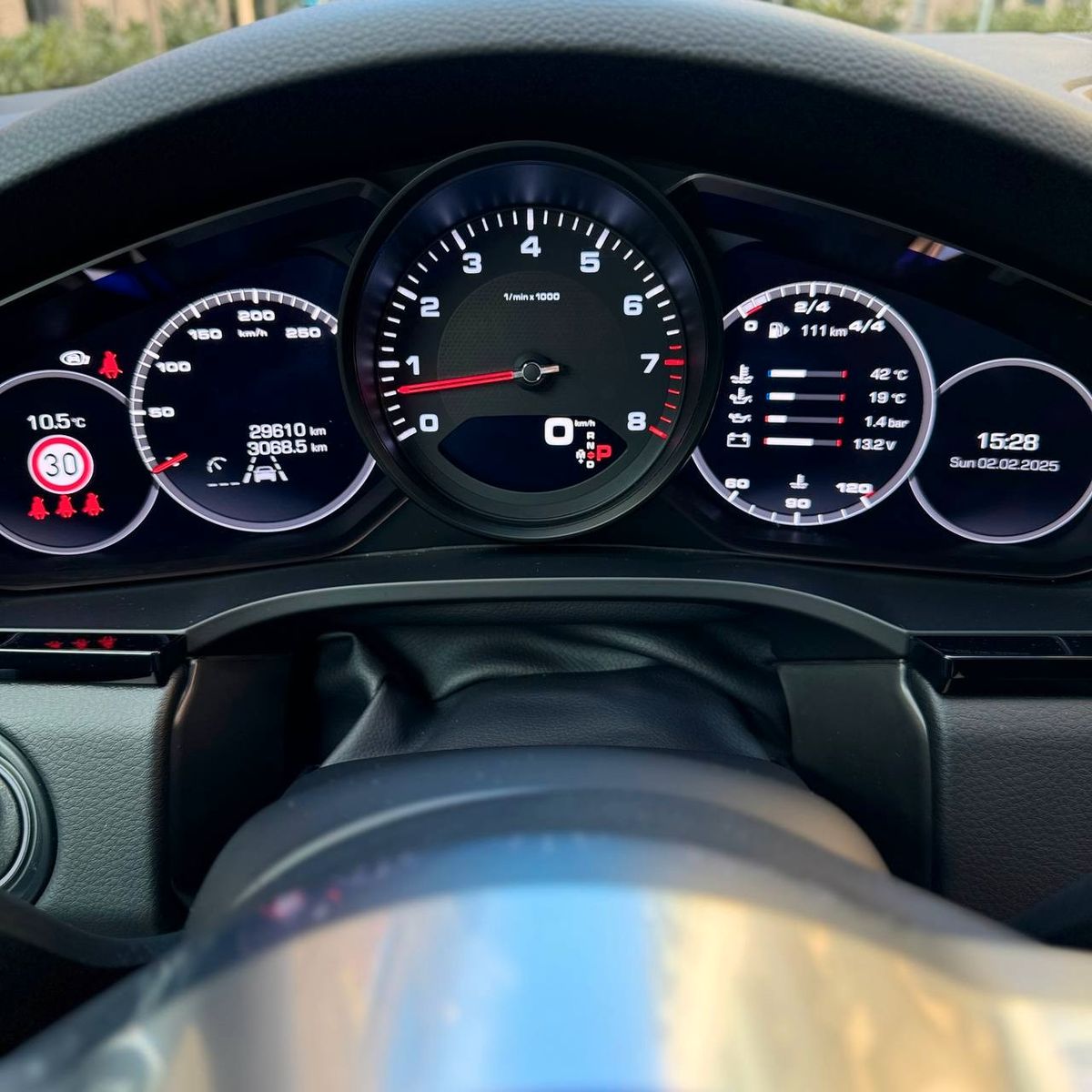 PORSCHE Cayenne E-Hybrid — photo 14