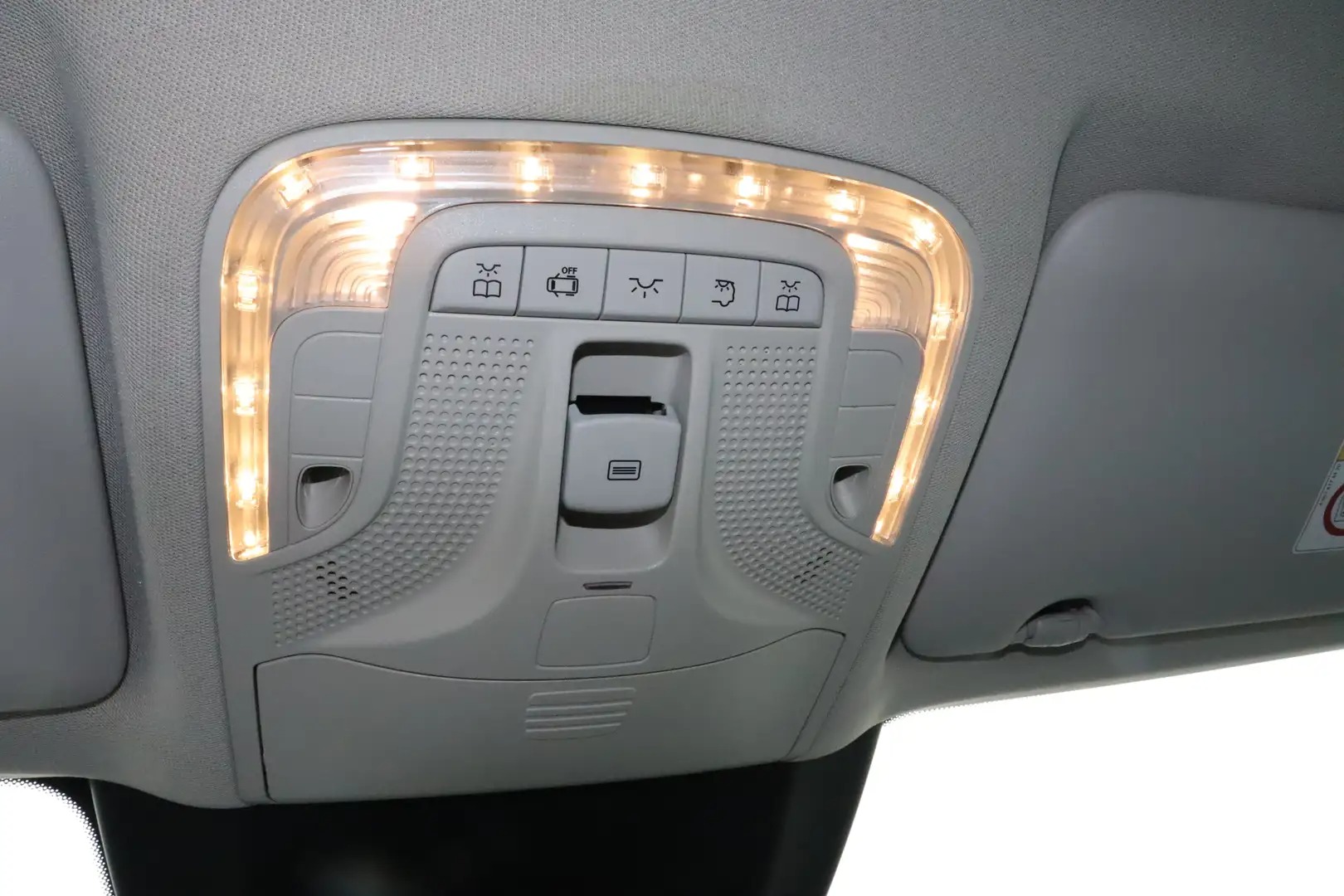 Mercedes-Benz Vito 119 CDI (BlueTEC) Tourer Long Automatic PRO — photo 18