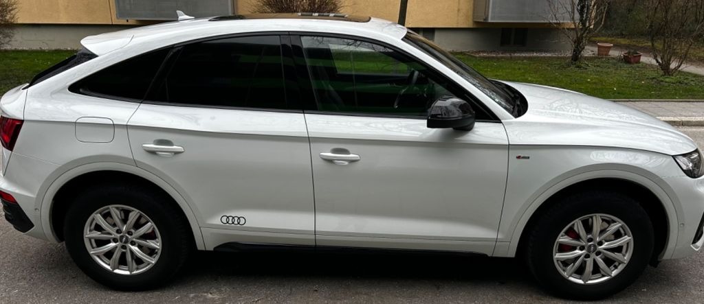 Audi Q5 Sportback 40 TDI quattro S line — photo 6
