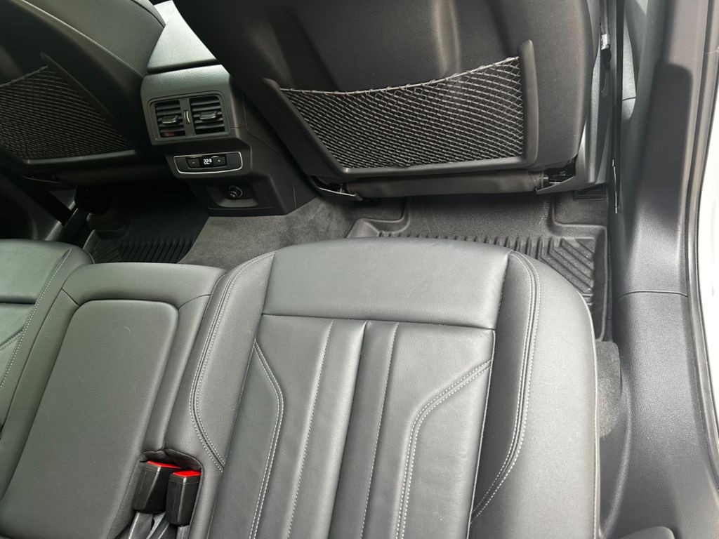 Audi Q5 Sportback 40 TDI quattro S line — photo 10