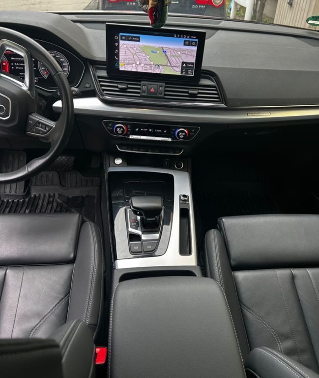 Audi Q5 Sportback 40 TDI quattro S line — photo 15