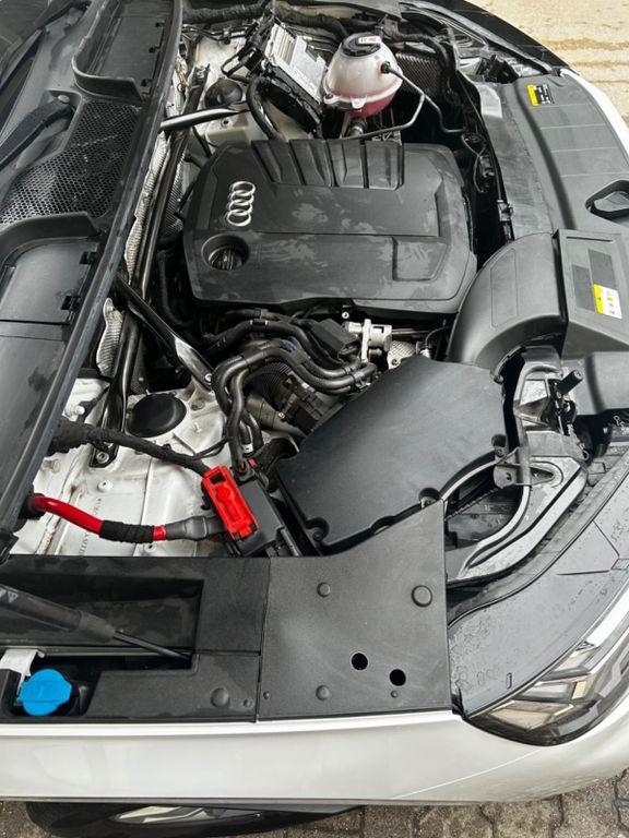 Audi Q5 Sportback 40 TDI quattro S line — photo 18