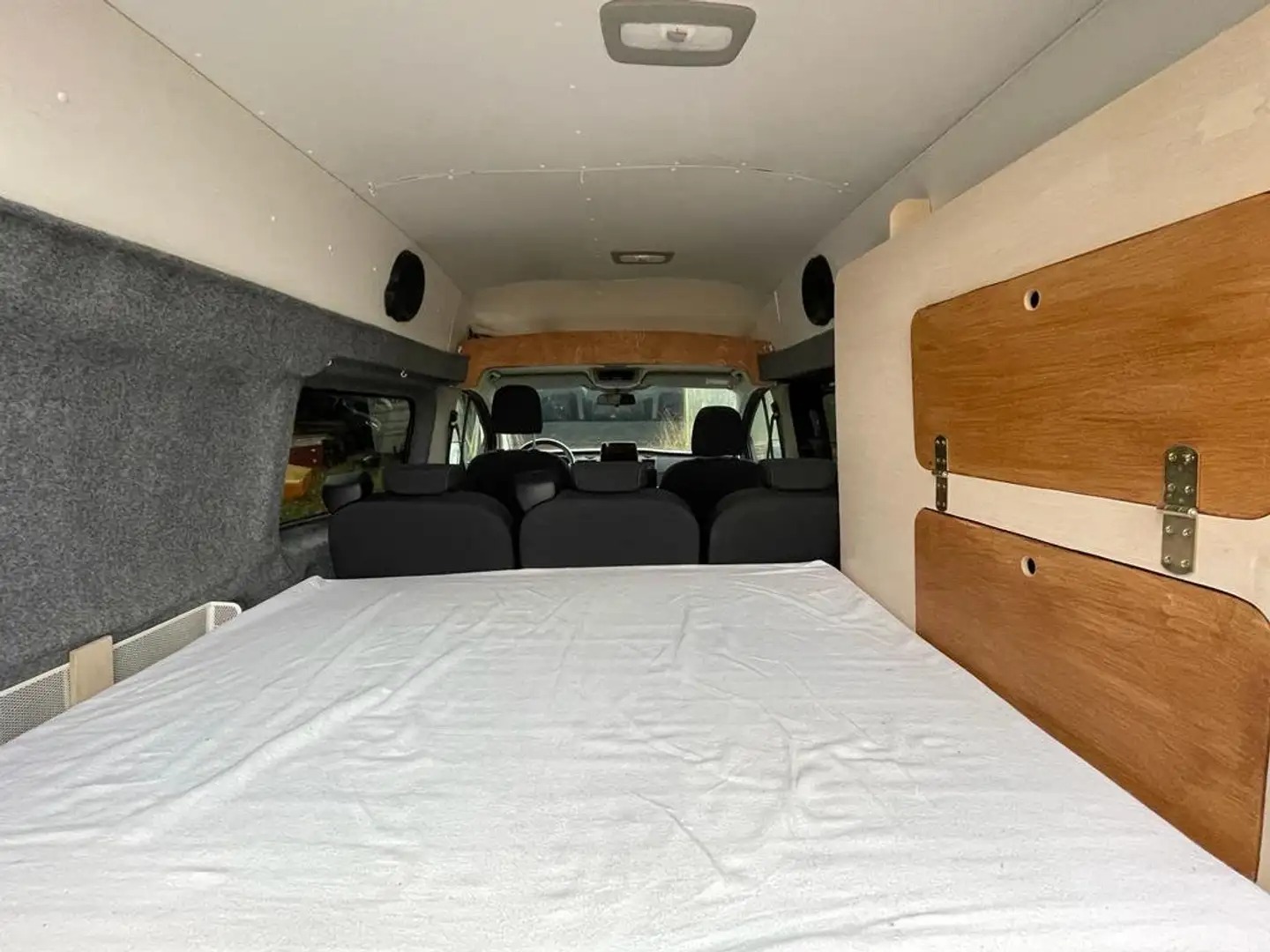 Ford Transit Custom 320 TDCi L1H2 FWD Automatic Trend — photo 17