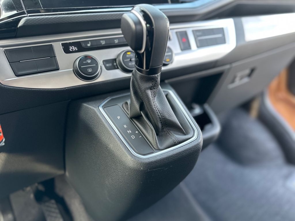 Volkswagen T6.1 California DSG 4MOTION Beach Tour — photo 7