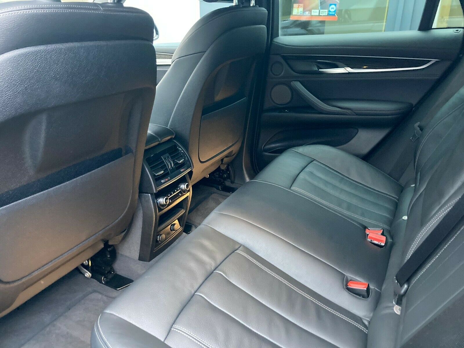 BMW 335d xDrive *M-Sport* Steptronic — fotografie 10