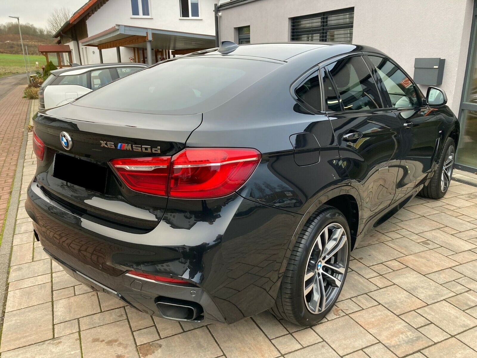 BMW 335d xDrive *M-Sport* Steptronic — fotografie 5