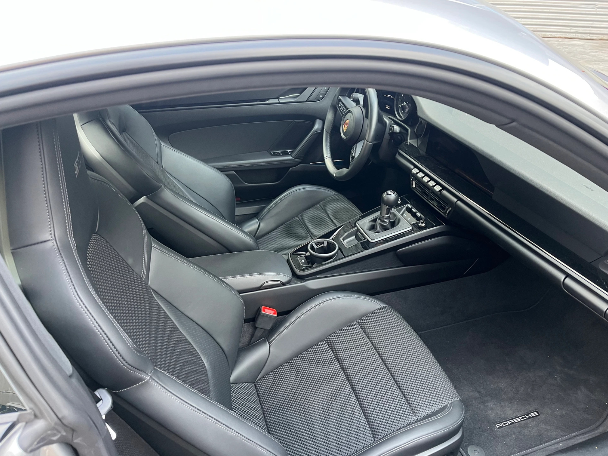 Porsche 911 Carrera T — photo 4