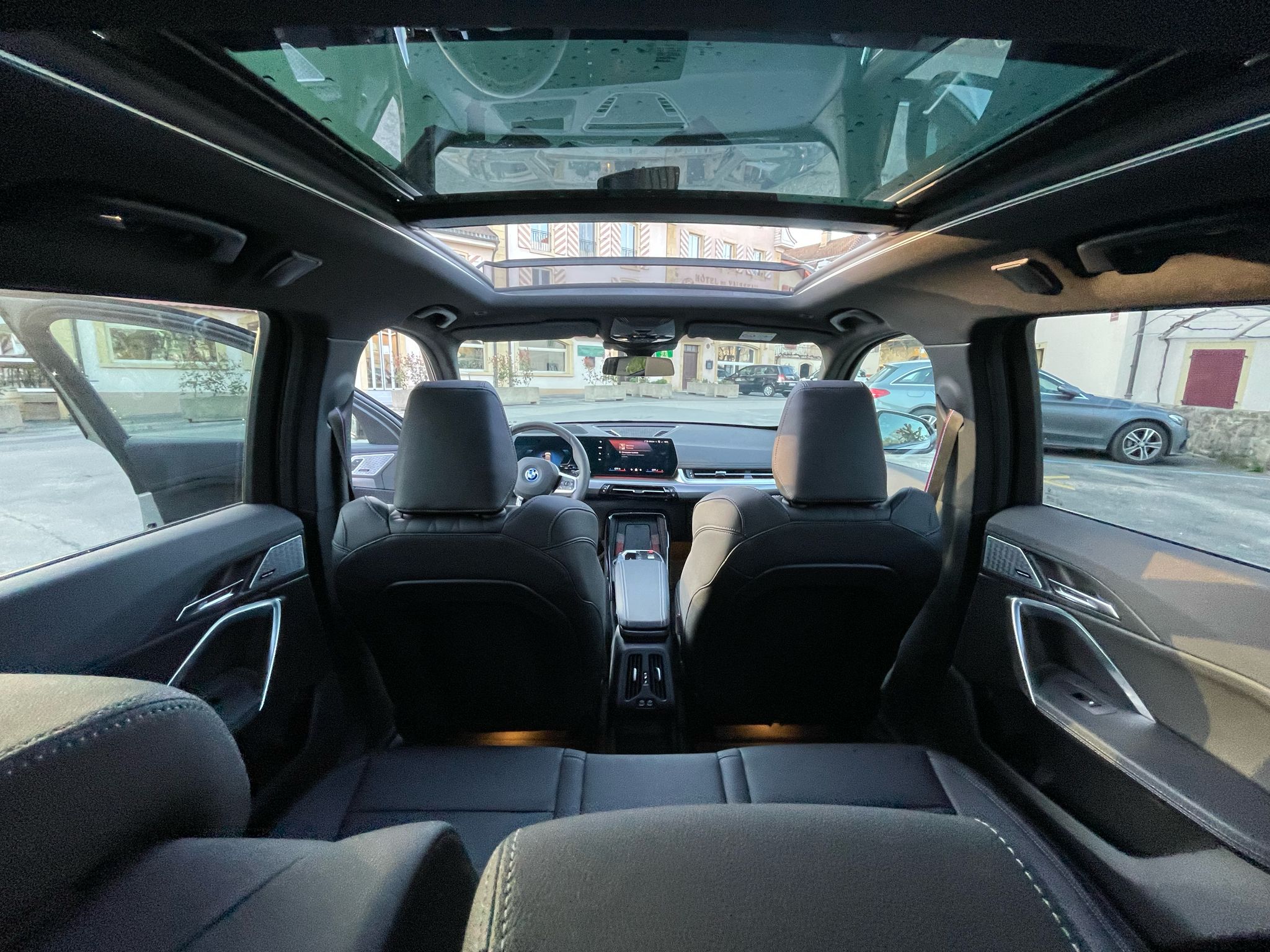 BMW X1 xDrive 30e M Sport Pro — photo 4