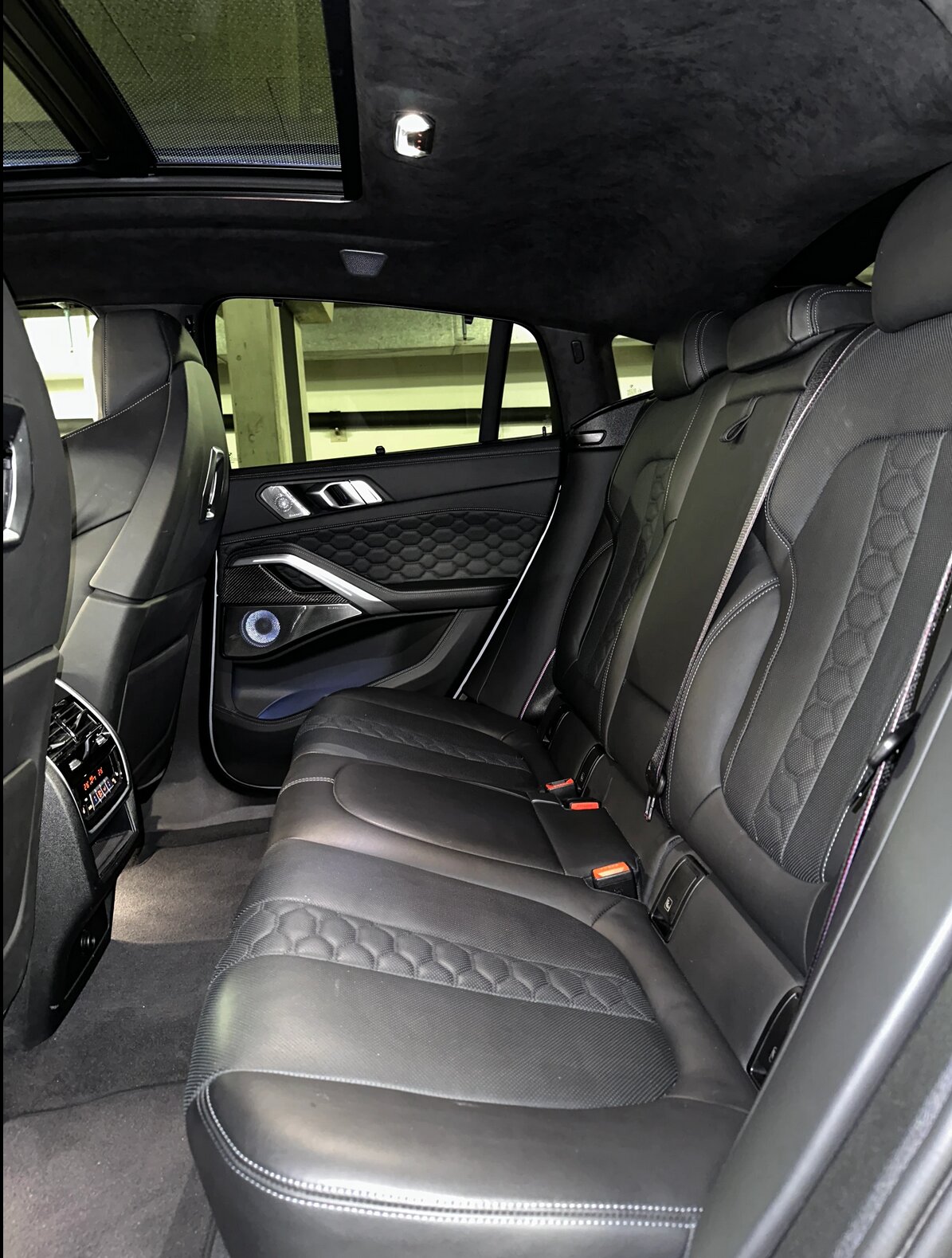 BMW X6M Steptronic M Competition — photo 11