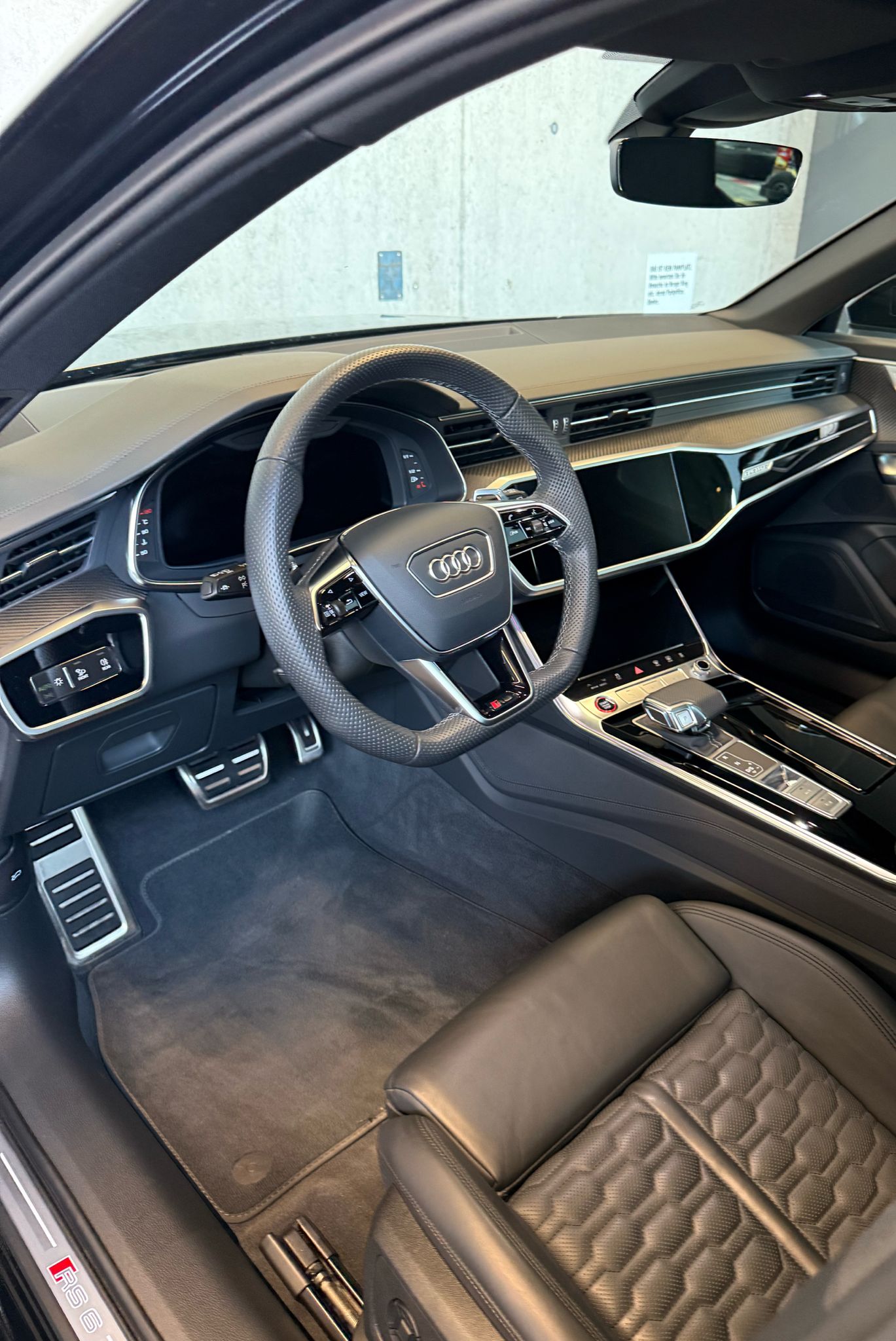 AUDI RS6 4.0 TFSI V8 Performance quattro — photo 2