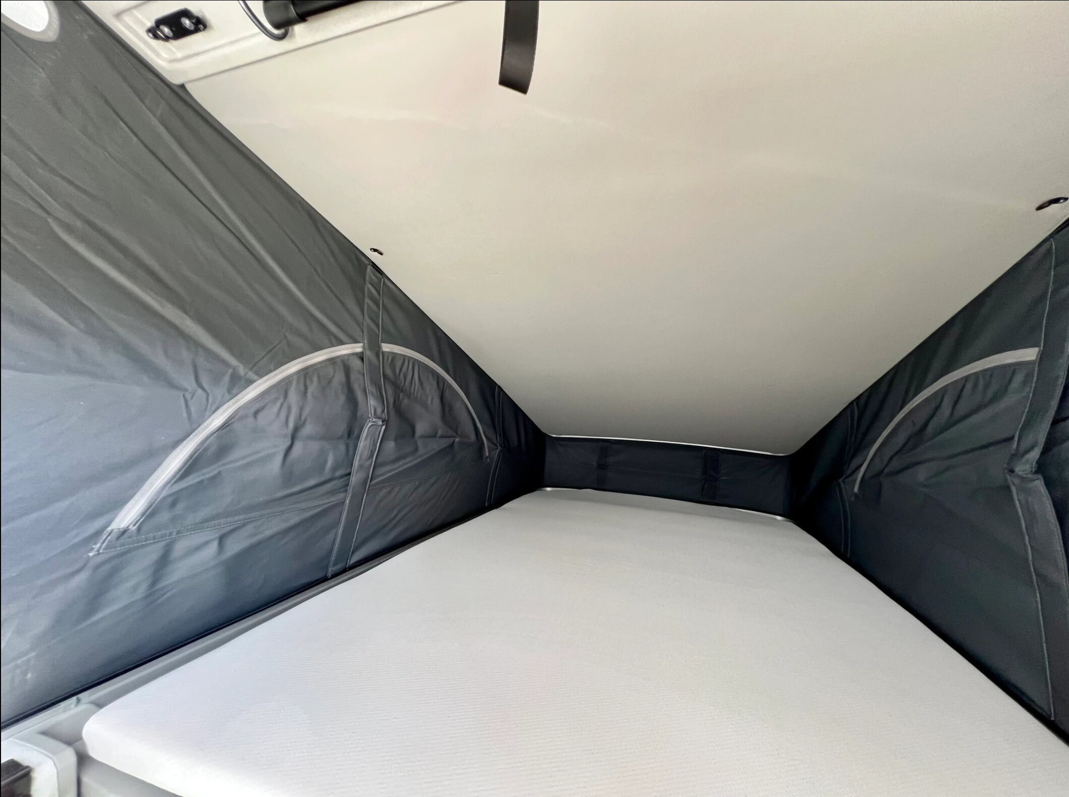 VW T6.1 California 2.0 Bi-TDI Beach Liberty Spirit 4Motion DSG — photo 14