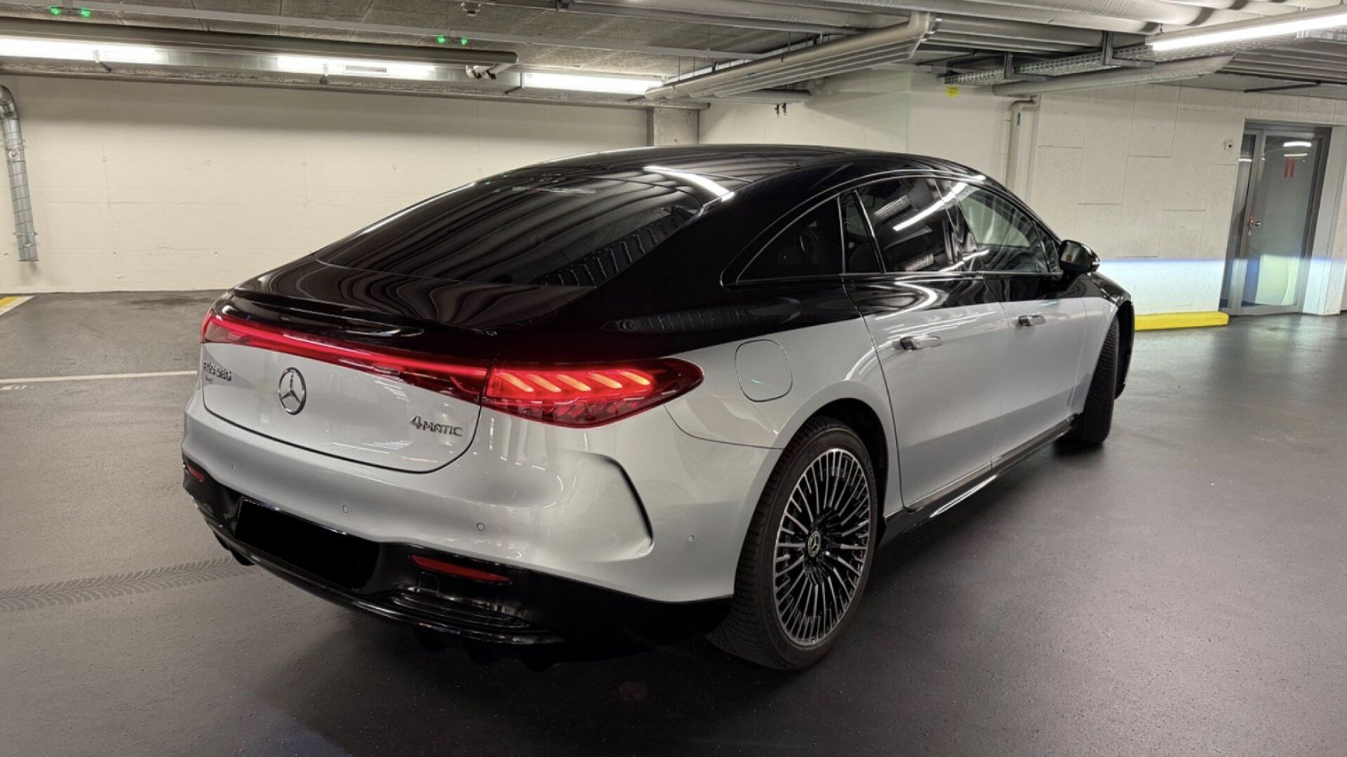 Mercedes-Benz EQS  580 4MATIC - Edition One Premium Plus Paket — photo 2