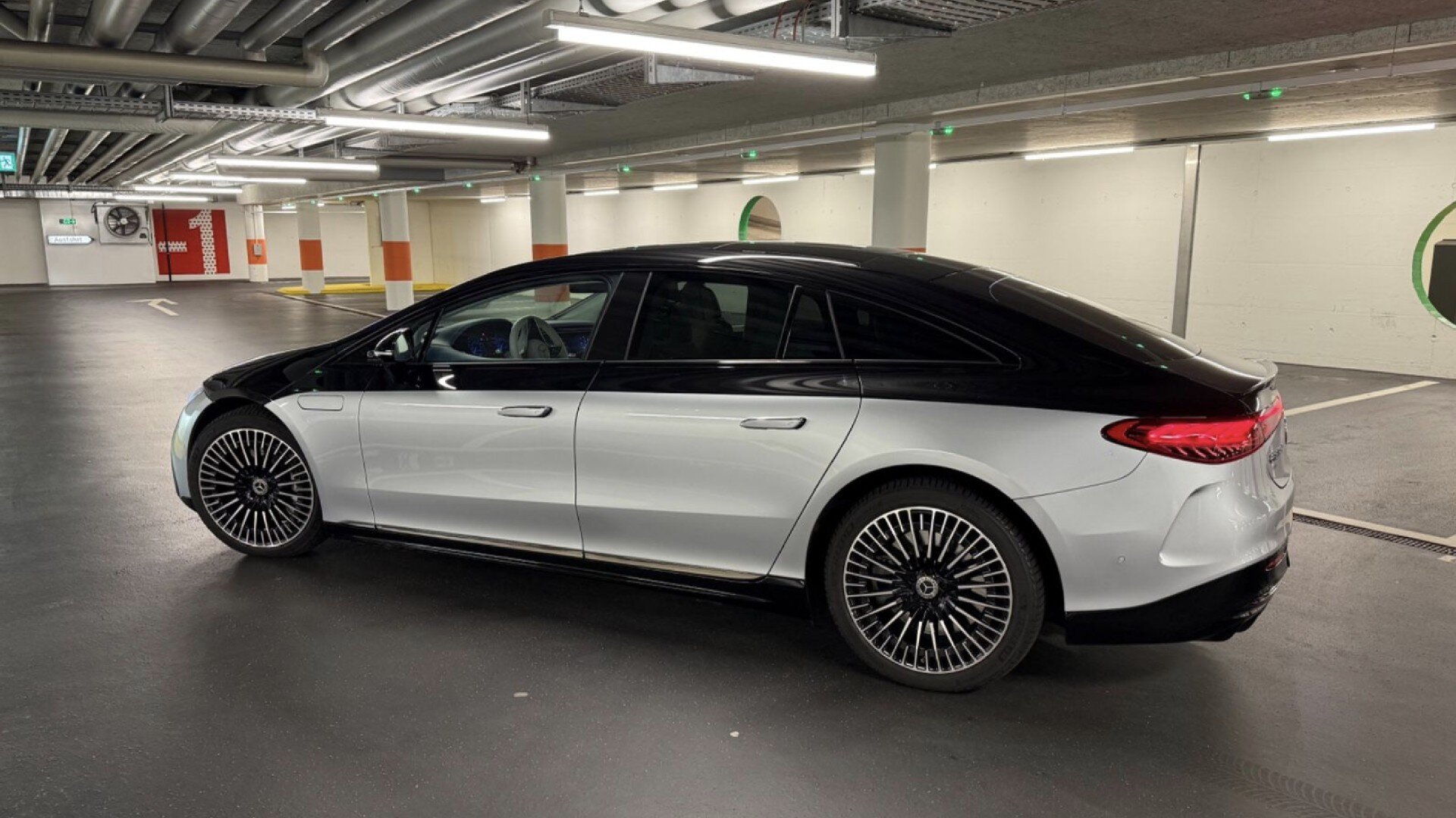 Mercedes-Benz EQS  580 4MATIC - Edition One Premium Plus Paket — photo 4