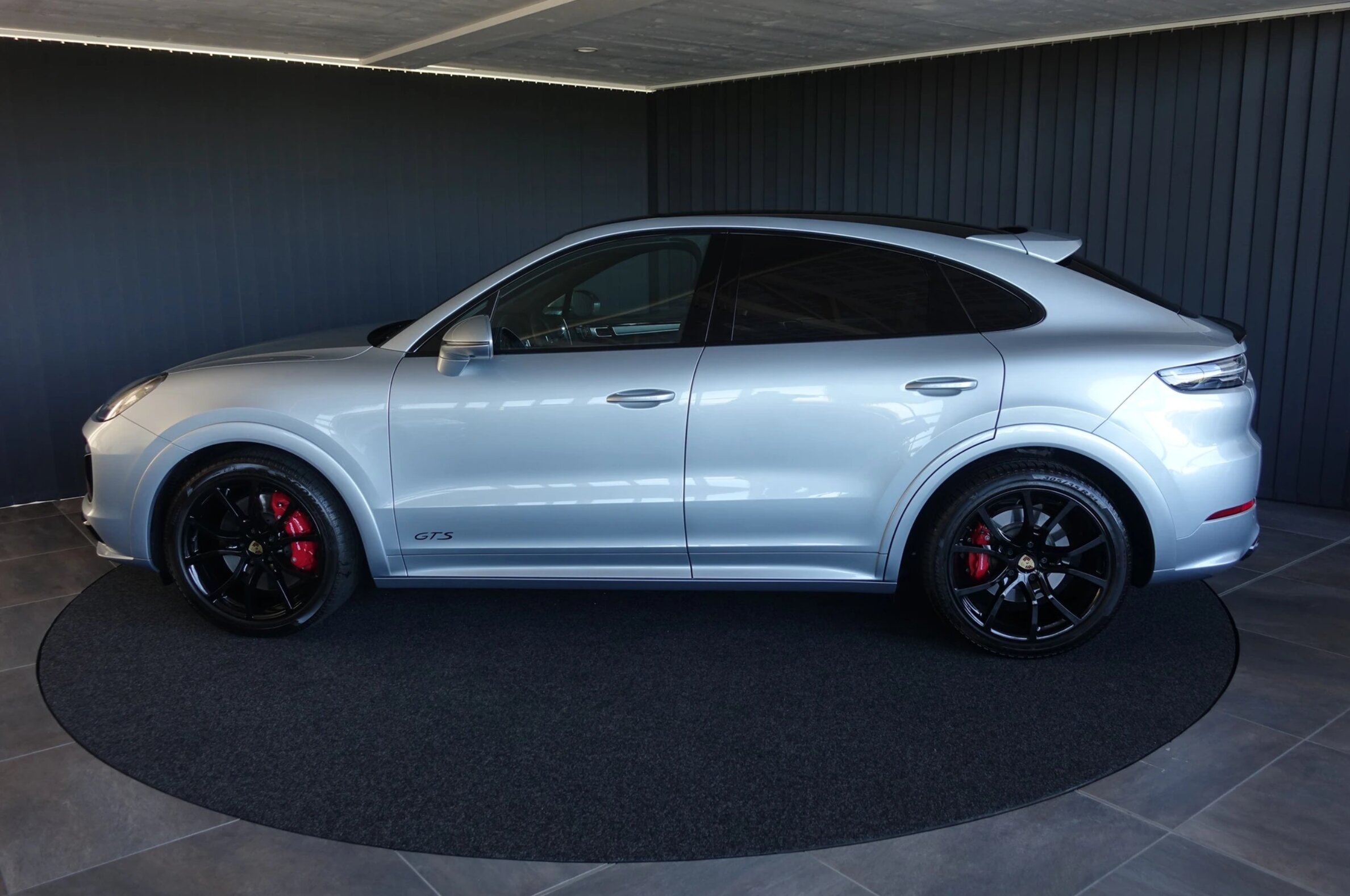 PORSCHE Cayenne GTS Coupé — photo 4