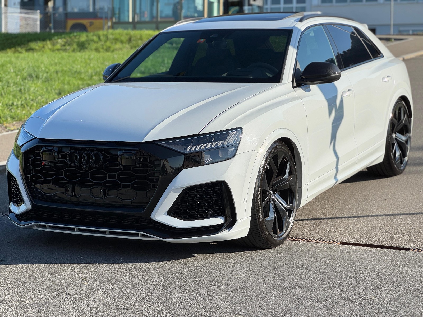 AUDI RSQ8 quattro tiptronic — photo 5