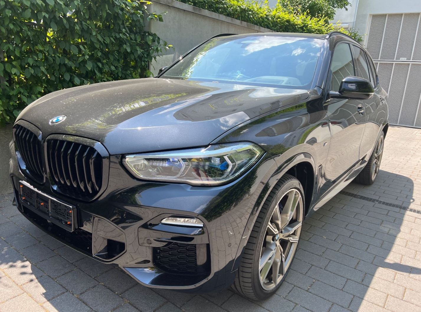 BMW X5 M50d Individual Sky Lounge Black-Paket Laser — photo 3