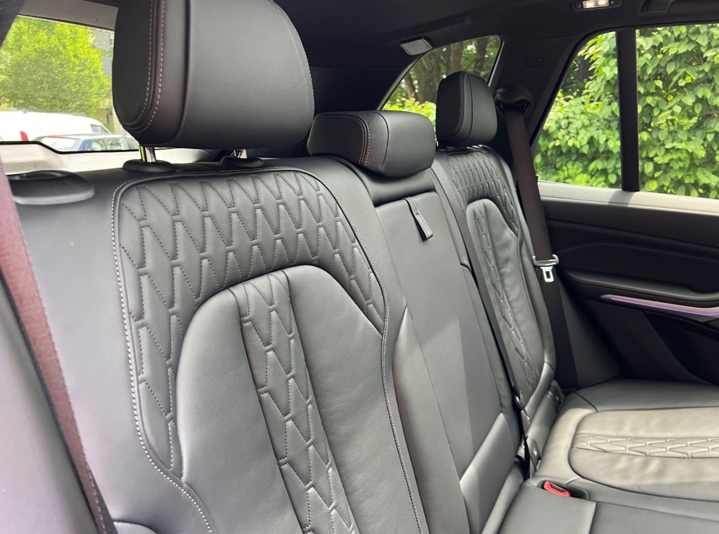 BMW X5 M50d Individual Sky Lounge Black-Paket Laser — photo 7