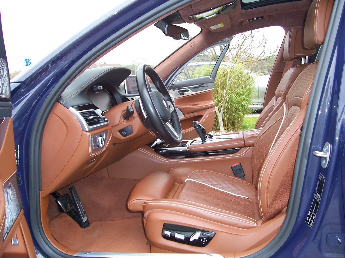 BMW M760Li xDrive 3xTV/B&W/Sky/Lounge — photo 15