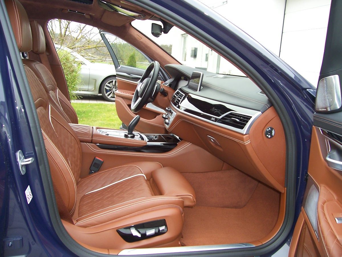 BMW M760Li xDrive 3xTV/B&W/Sky/Lounge — photo 16