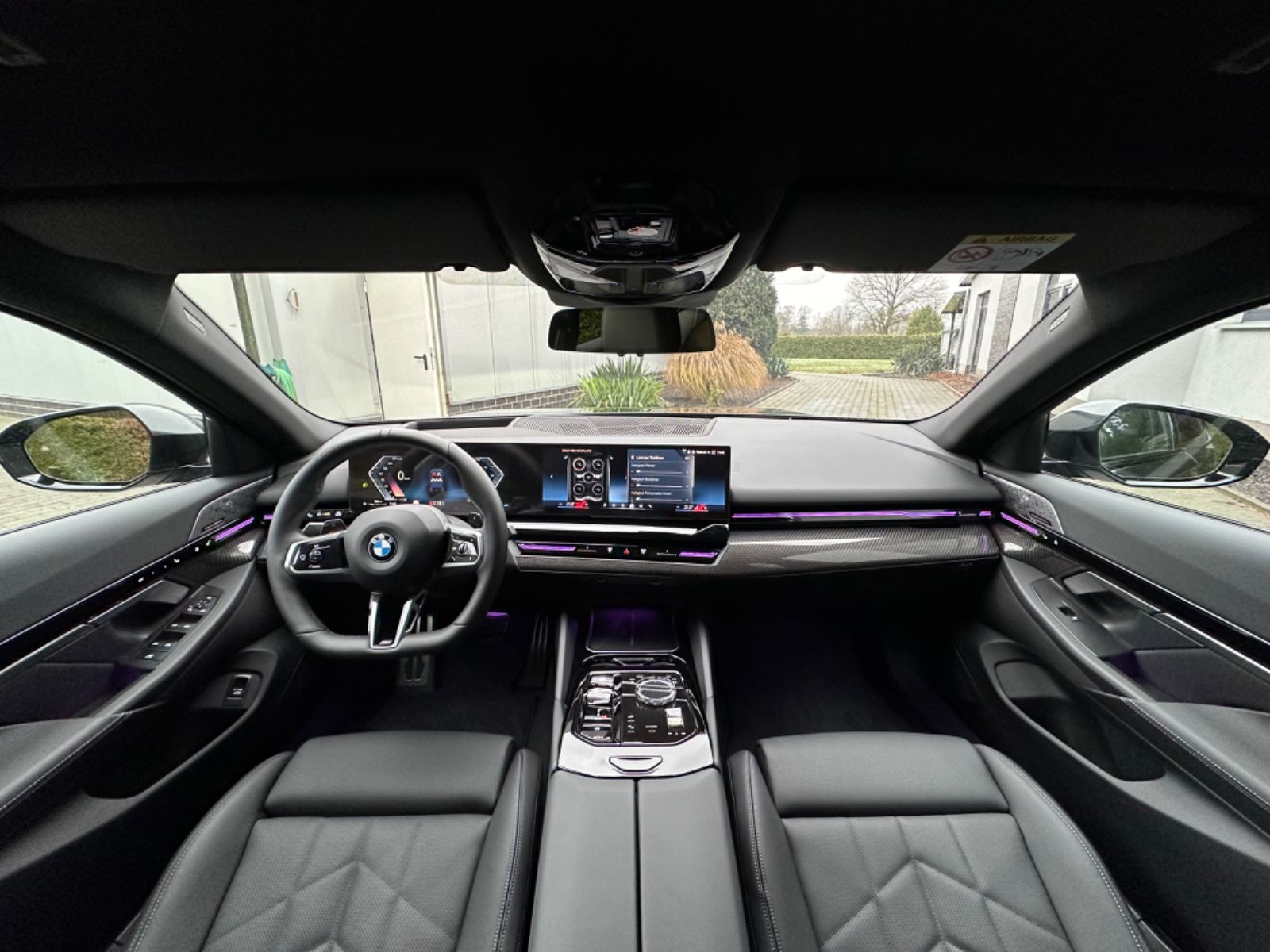 BMW 520i — photo 10