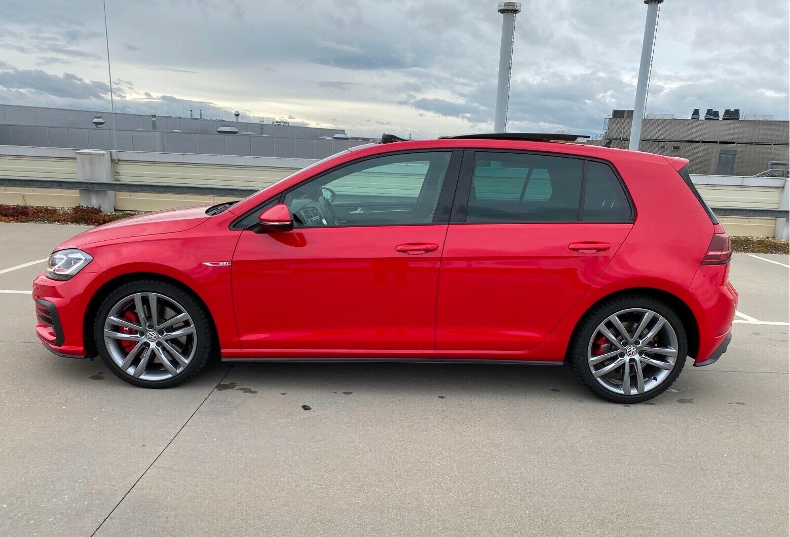 Volkswagen Golf GTI — photo 2