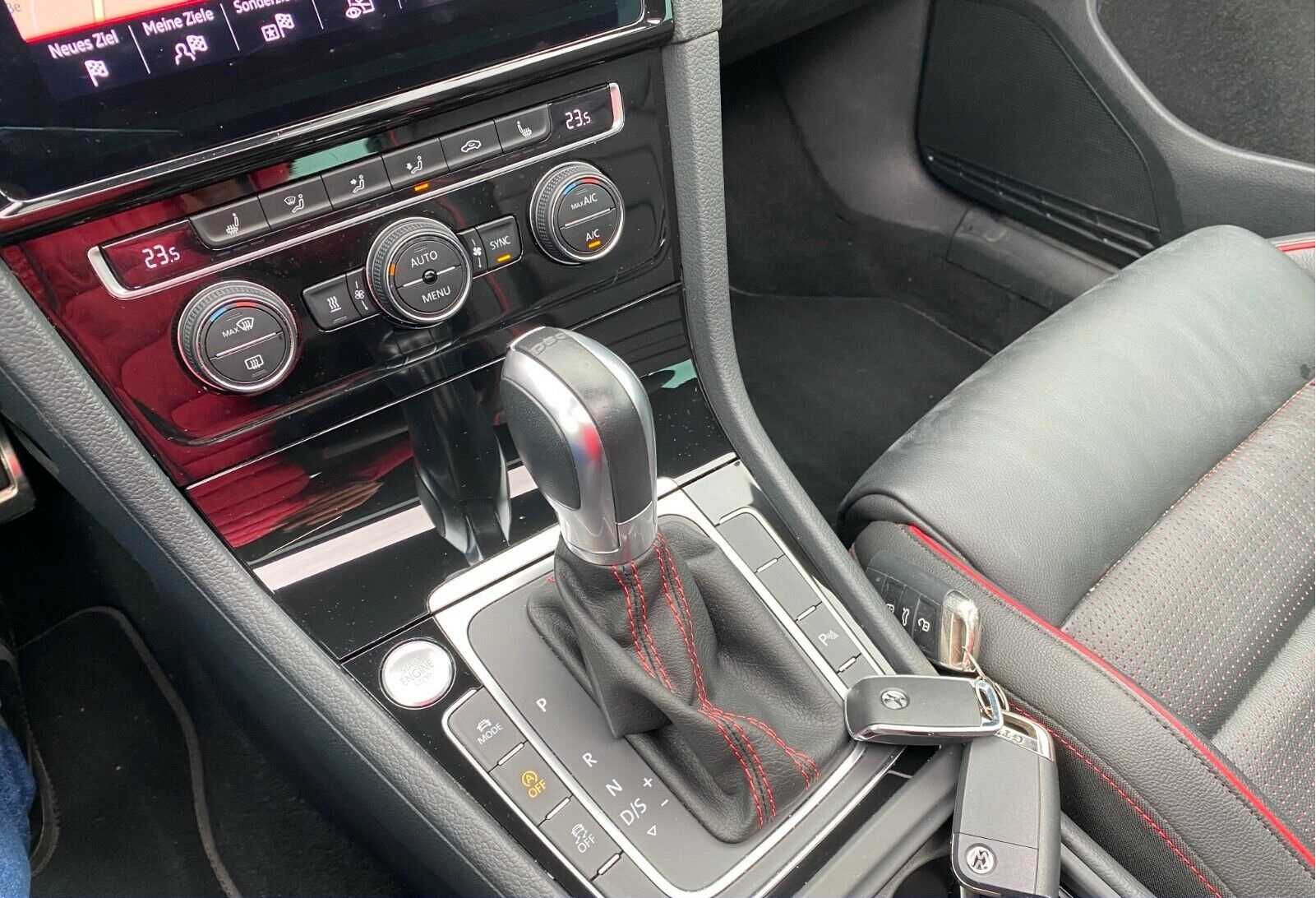 Volkswagen Golf GTI — photo 6