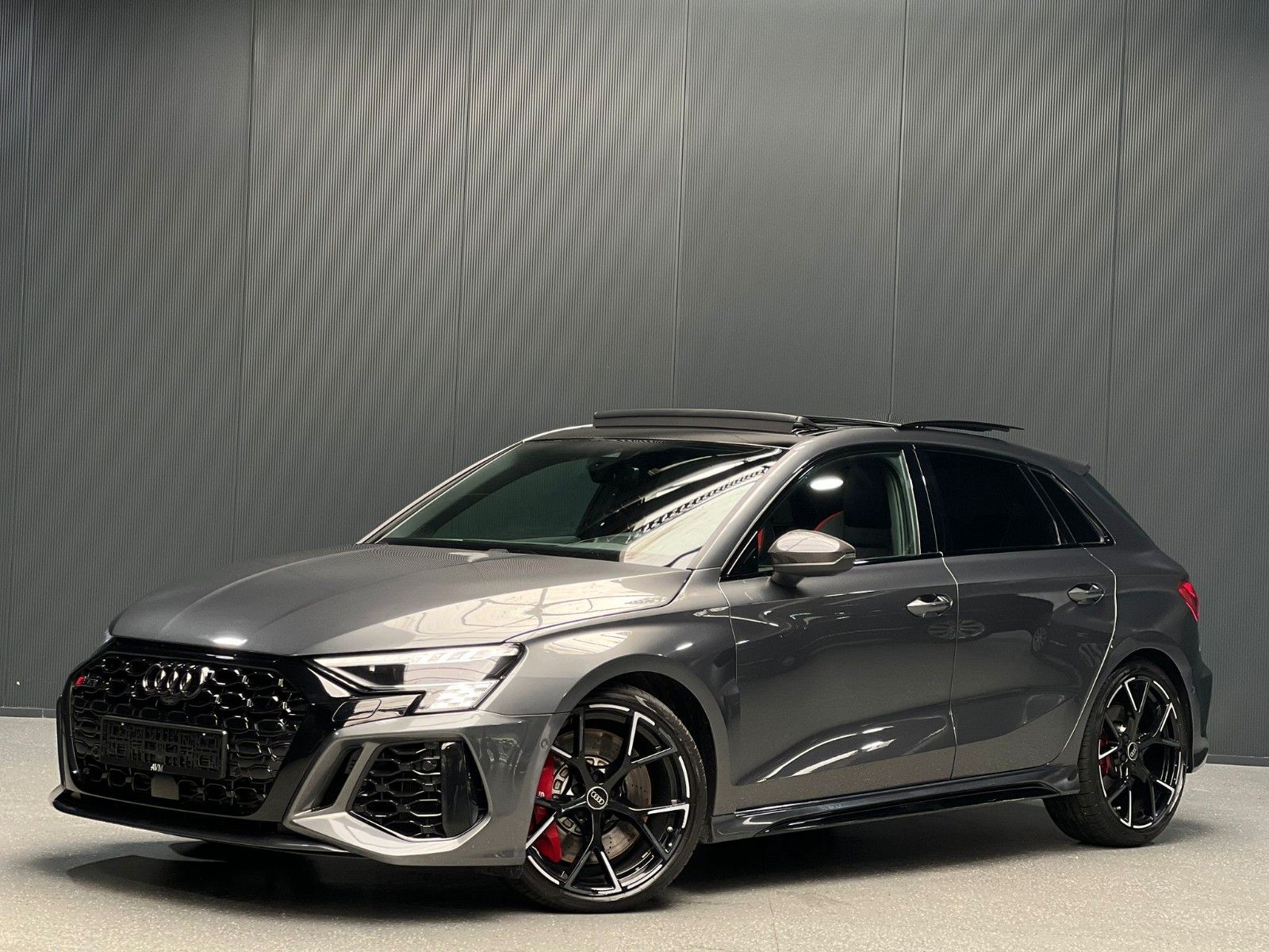 Audi RS3 2.5 TFSI quattro for sale Switzerland