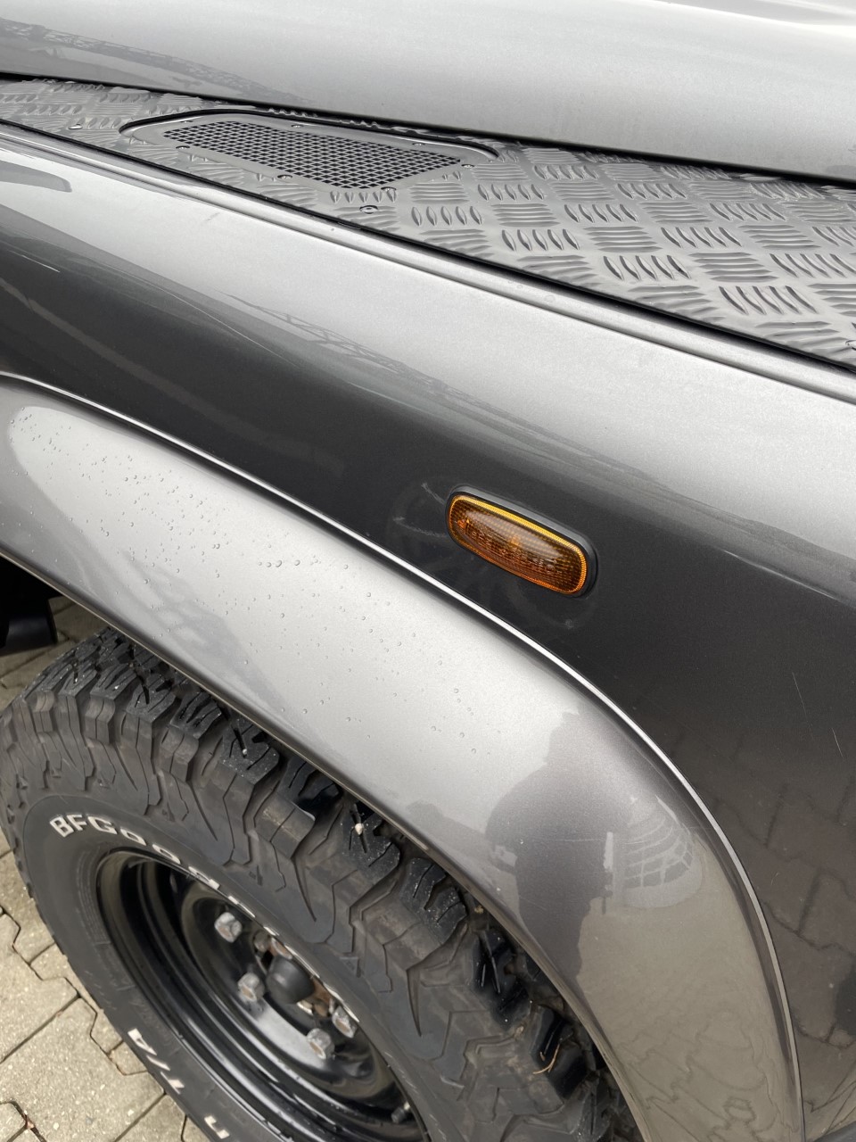 Land Rover Defender 110 DPF Station Wagon LXV — fotografie 18