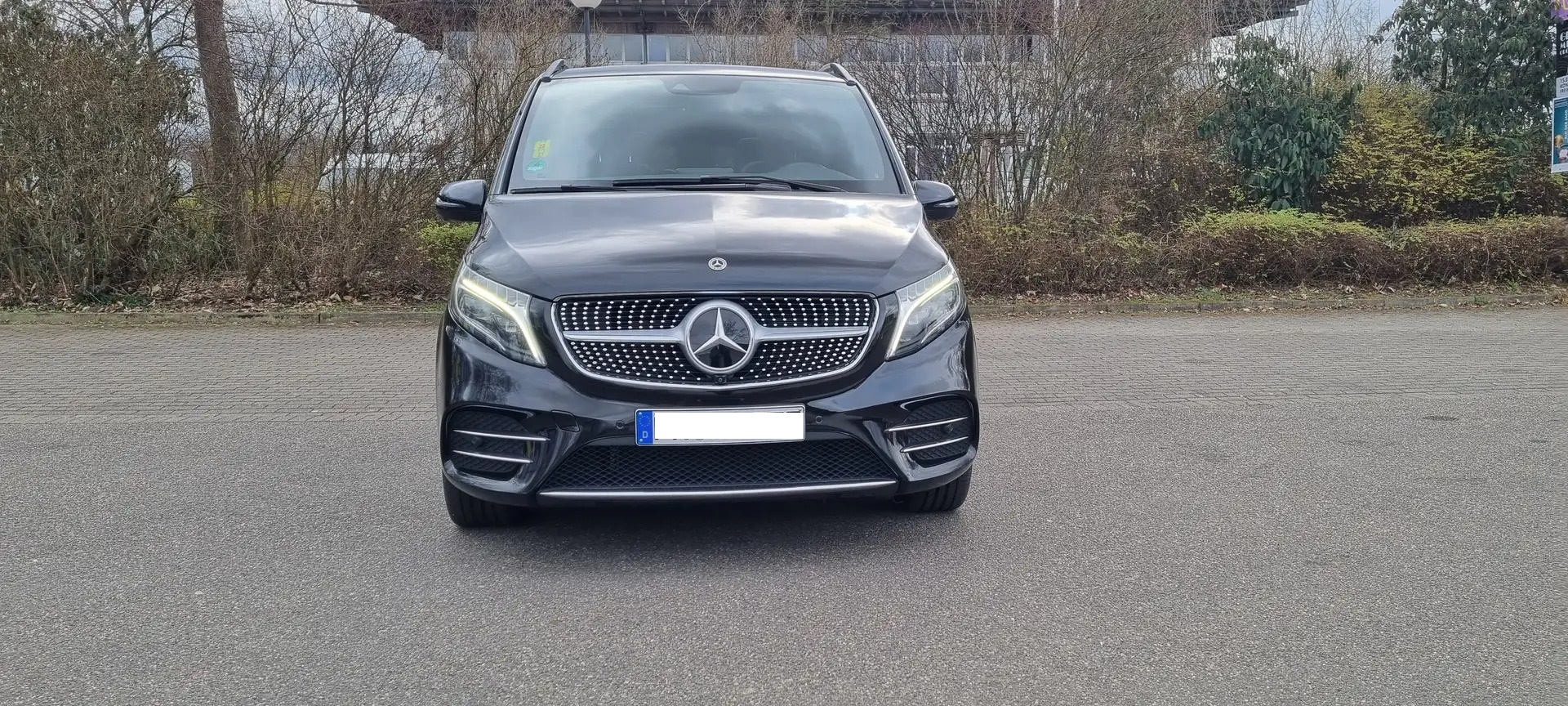 Mercedes-Benz V 300d Compact 4MATIC 9G-TRONIC Edition — fotografie 4
