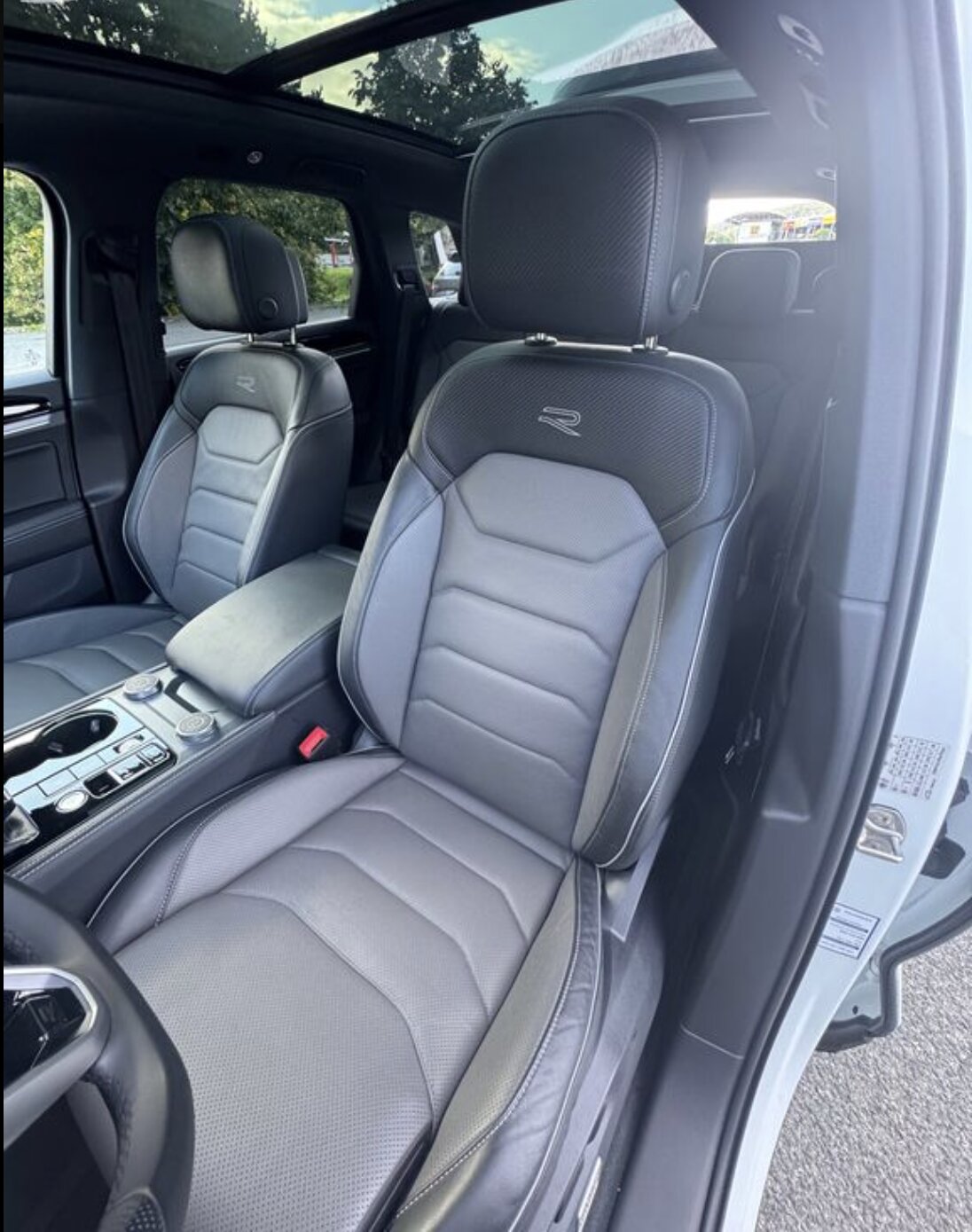 Volkswagen Touareg 3.0 d — fotografie 15