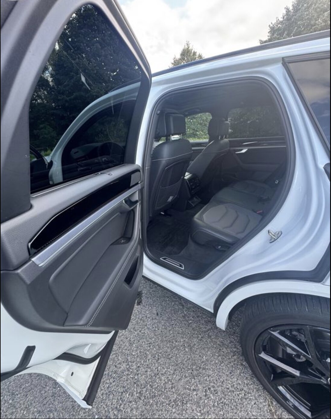 Volkswagen Touareg 3.0 d — fotografie 17