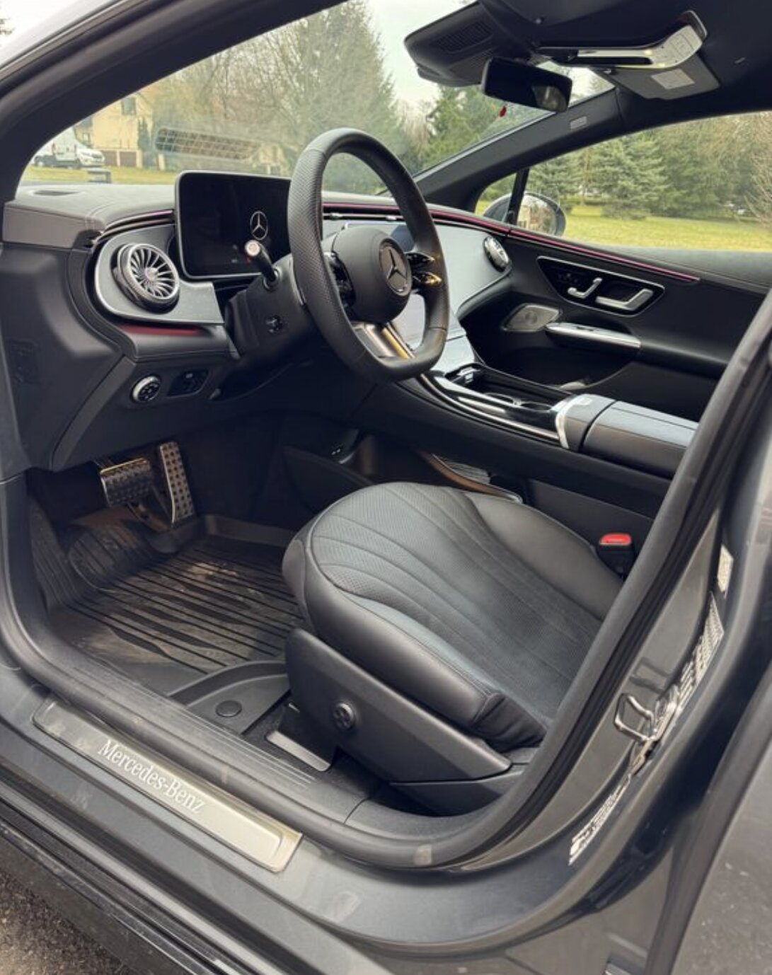 Mercedes-Benz EQE 300 AMG — fotografie 8