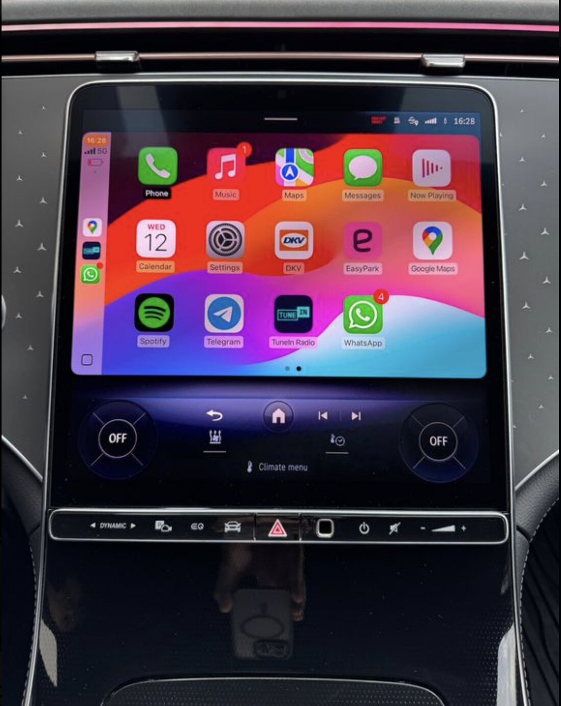 Mercedes-Benz EQE 300 AMG — fotografie 12