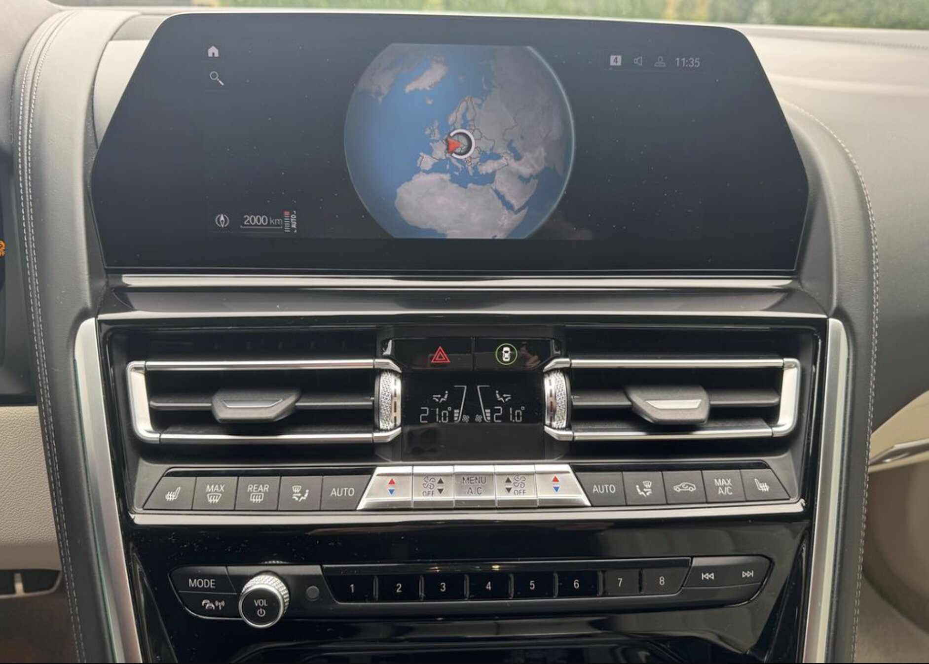 BMW 840d Xdrive Cabrio — fotografie 12