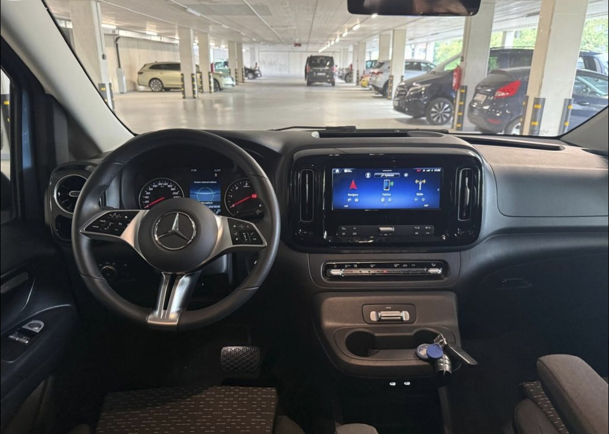 Mercedes-Benz Vito 116 CDI — fotografie 8