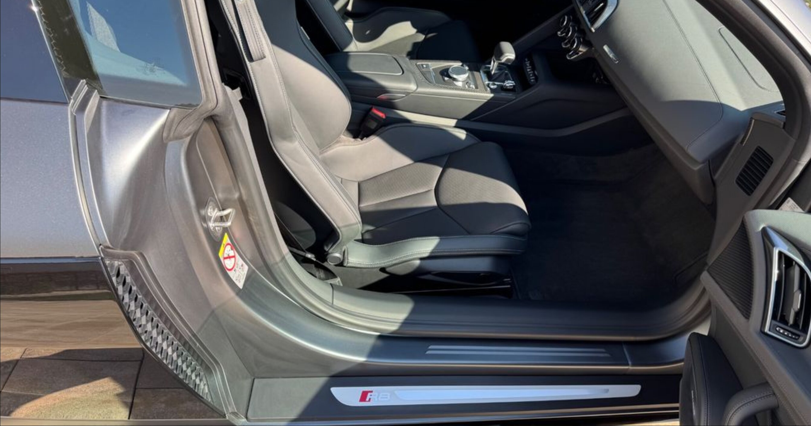 Audi R8 V10 Performance — fotografie 16