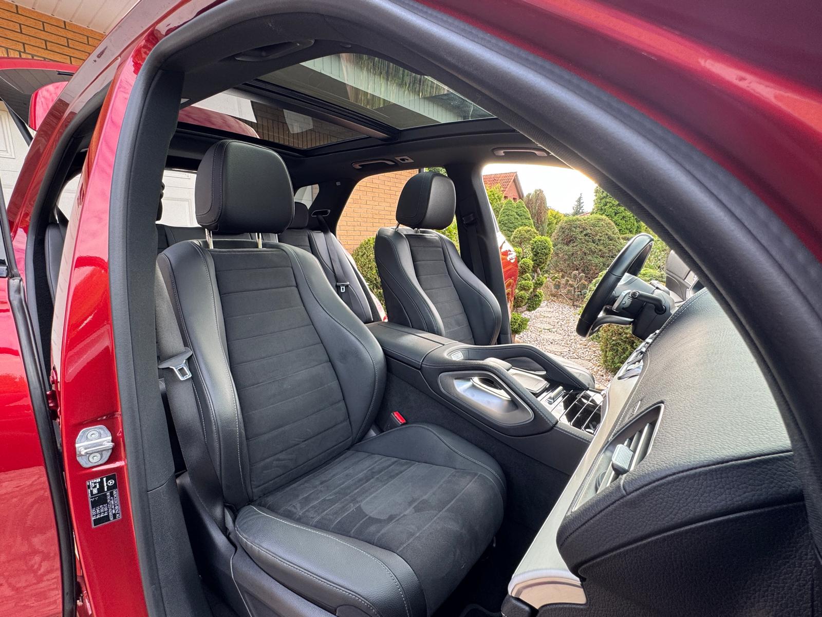 Mercedes-Benz GLE 400d AMG 4MATIC — fotografie 8