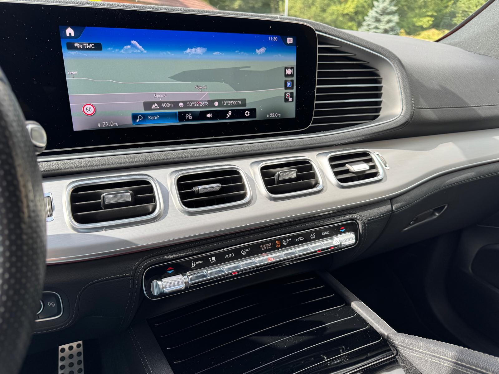 Mercedes-Benz GLE 400d AMG 4MATIC — fotografie 14