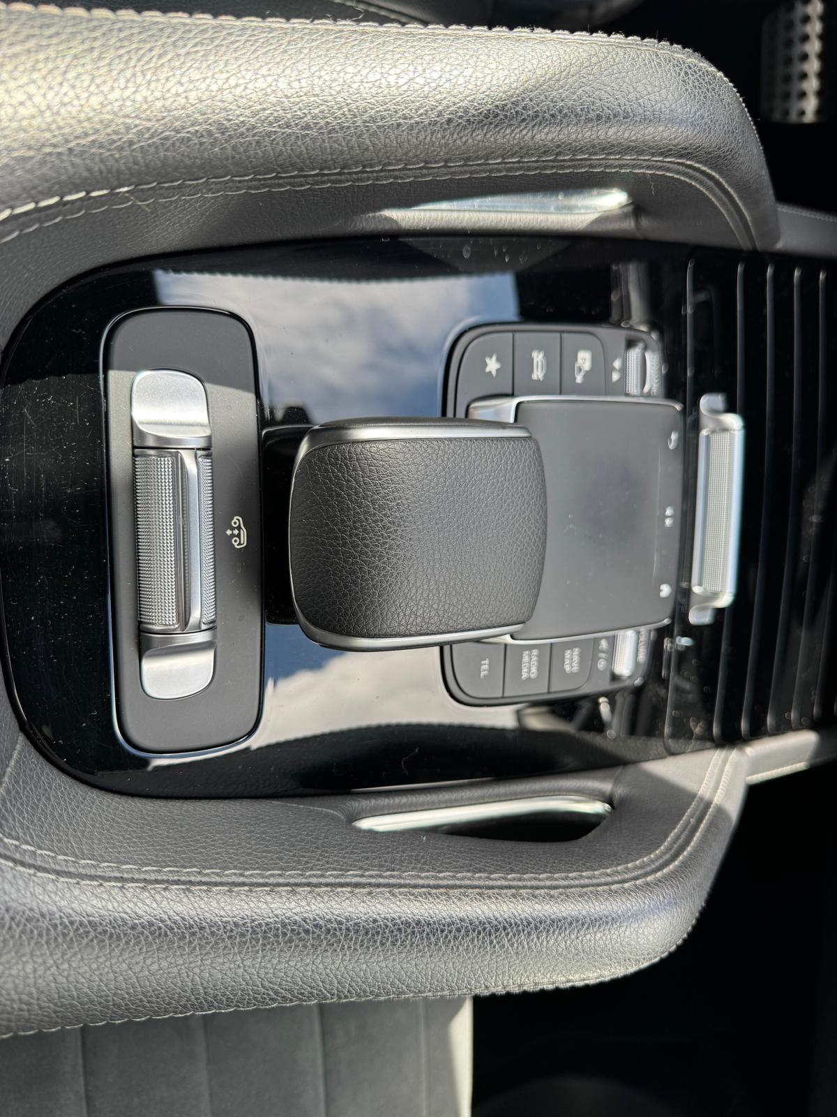 Mercedes-Benz GLE 400d AMG 4MATIC — fotografie 12