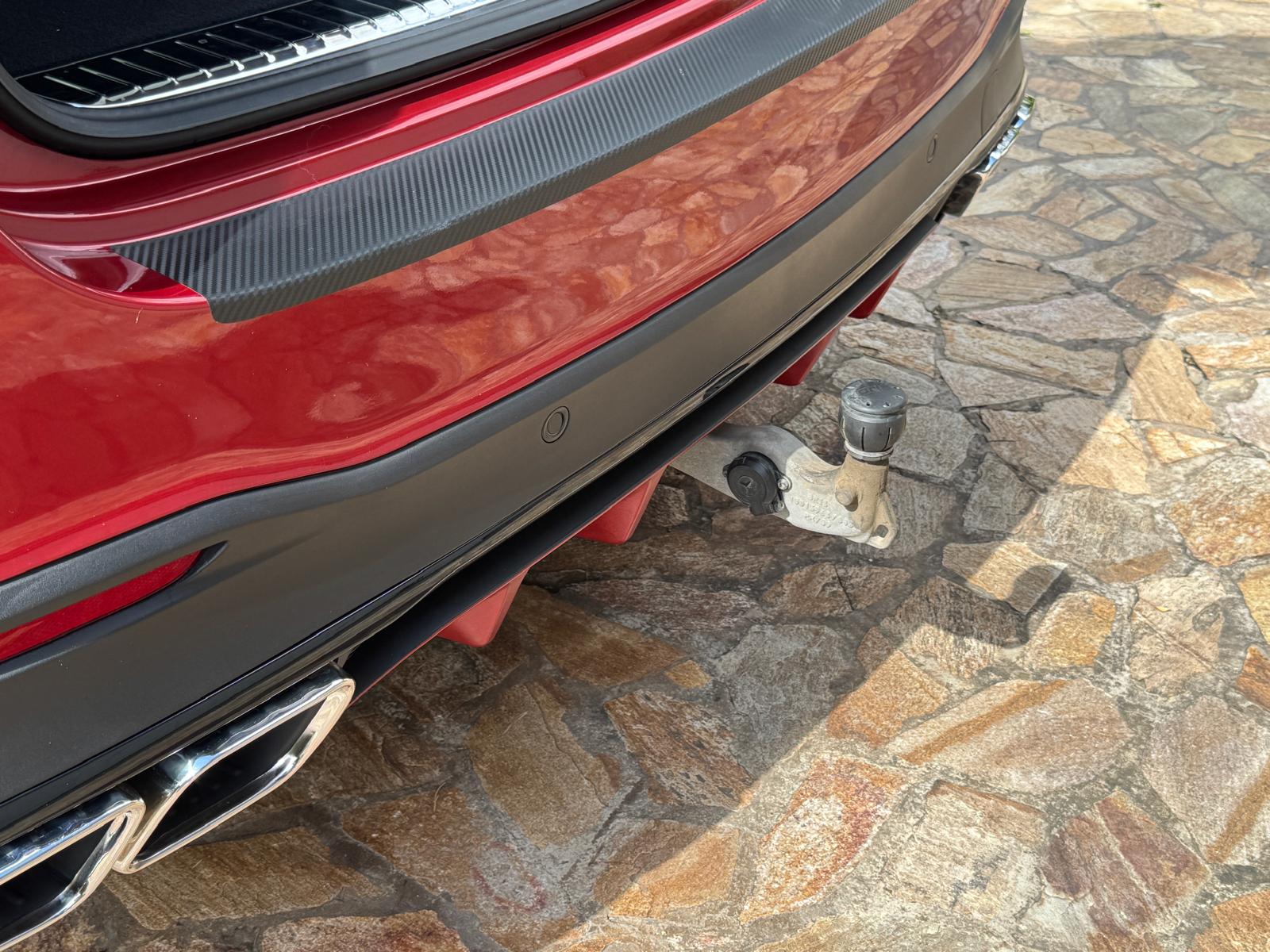 Mercedes-Benz GLE 400d AMG 4MATIC — fotografie 16