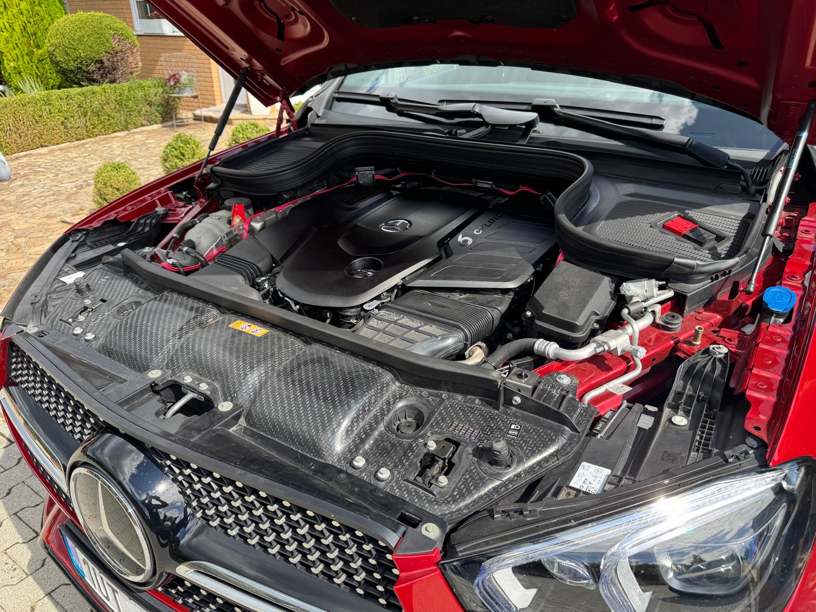 Mercedes-Benz GLE 400d AMG 4MATIC — fotografie 19