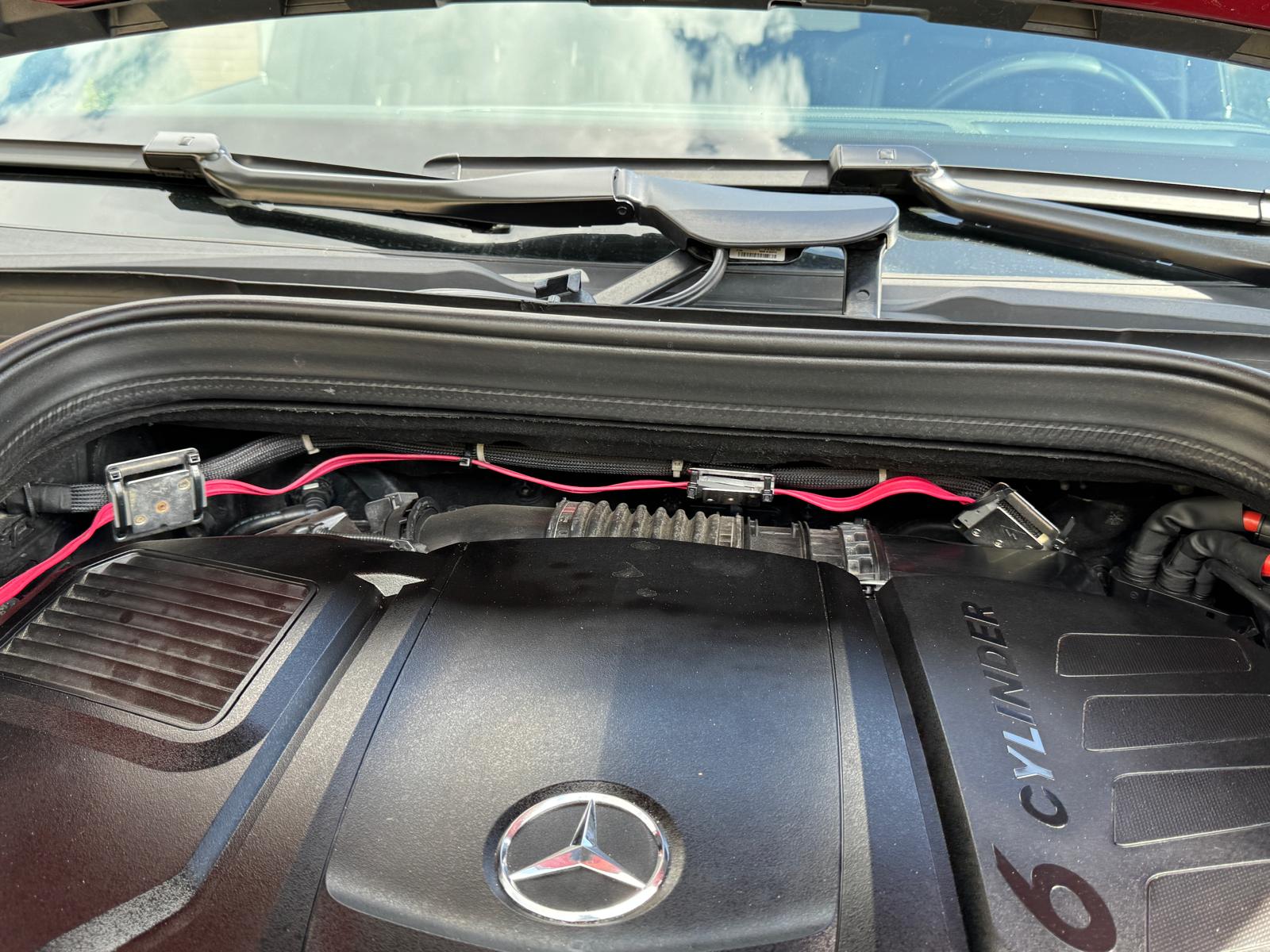 Mercedes-Benz GLE 400d AMG 4MATIC — fotografie 20