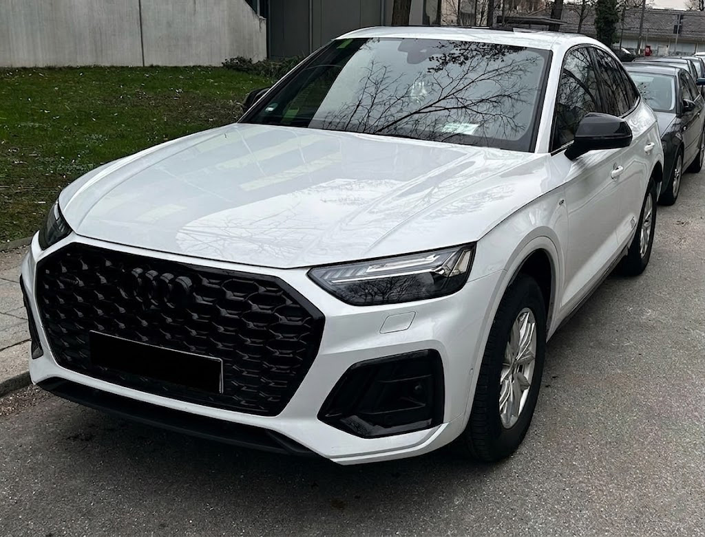 Audi Q5 Sportback 40 TDI quattro S line — fotografie 2